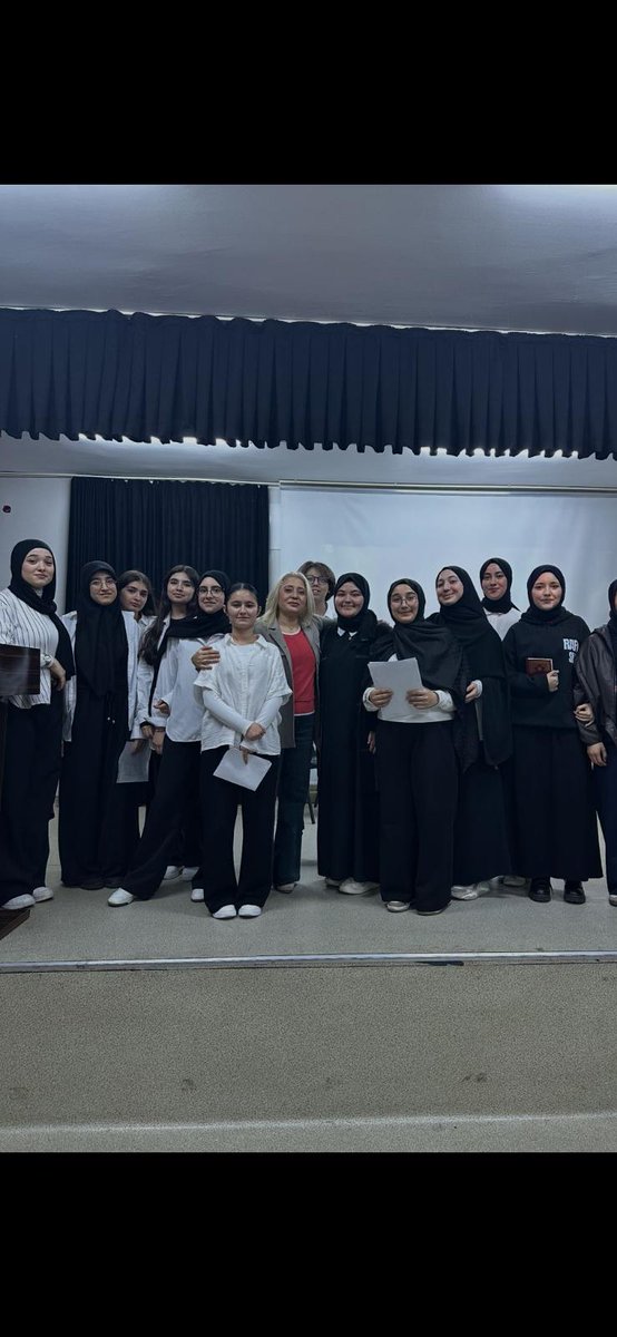 Mübarek üç ayların gelişi ve regaip kandilini okulumuzun konferans salonunda öğrencilerimizin hazırlamış olduğu kandil programıyla kutladık. Bizi manevi bir iklime götüren bu programda emeği geçen tüm öğrenci ve hocalarımızdan Allah(cc) razı olsun.<a href="/mem_etimesgut/">Etimesgut İlçe Millî Eğitim Müdürlüğü</a>