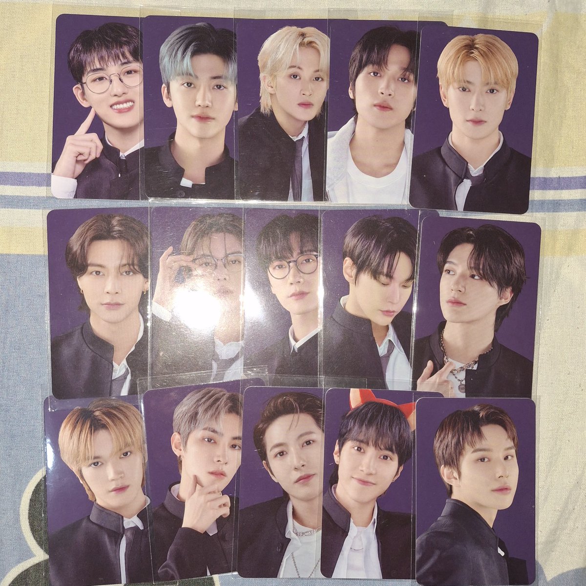 yoxixoxi's tweet photo. #neosell

5k ea yang kiri
yang kanan 55k get all 23 pc
dom bandung 
dm aja https://t.co/oiBFsPZDLY
