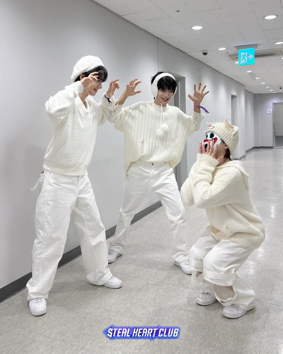 1ifeisu's tweet photo. [스틸하트클럽] 파이널 비하인드 포토📸 | 스페셜 스테이지 ‘어떤 날의 청춘이니까’

#하기와 #HAGIWA #ハギワ https://t.co/bcYdg2ikx4