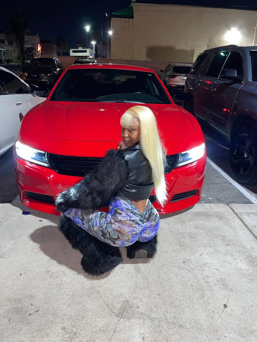 DNenmo's tweet image. I hope y’all enjoying the Holidays ❤️