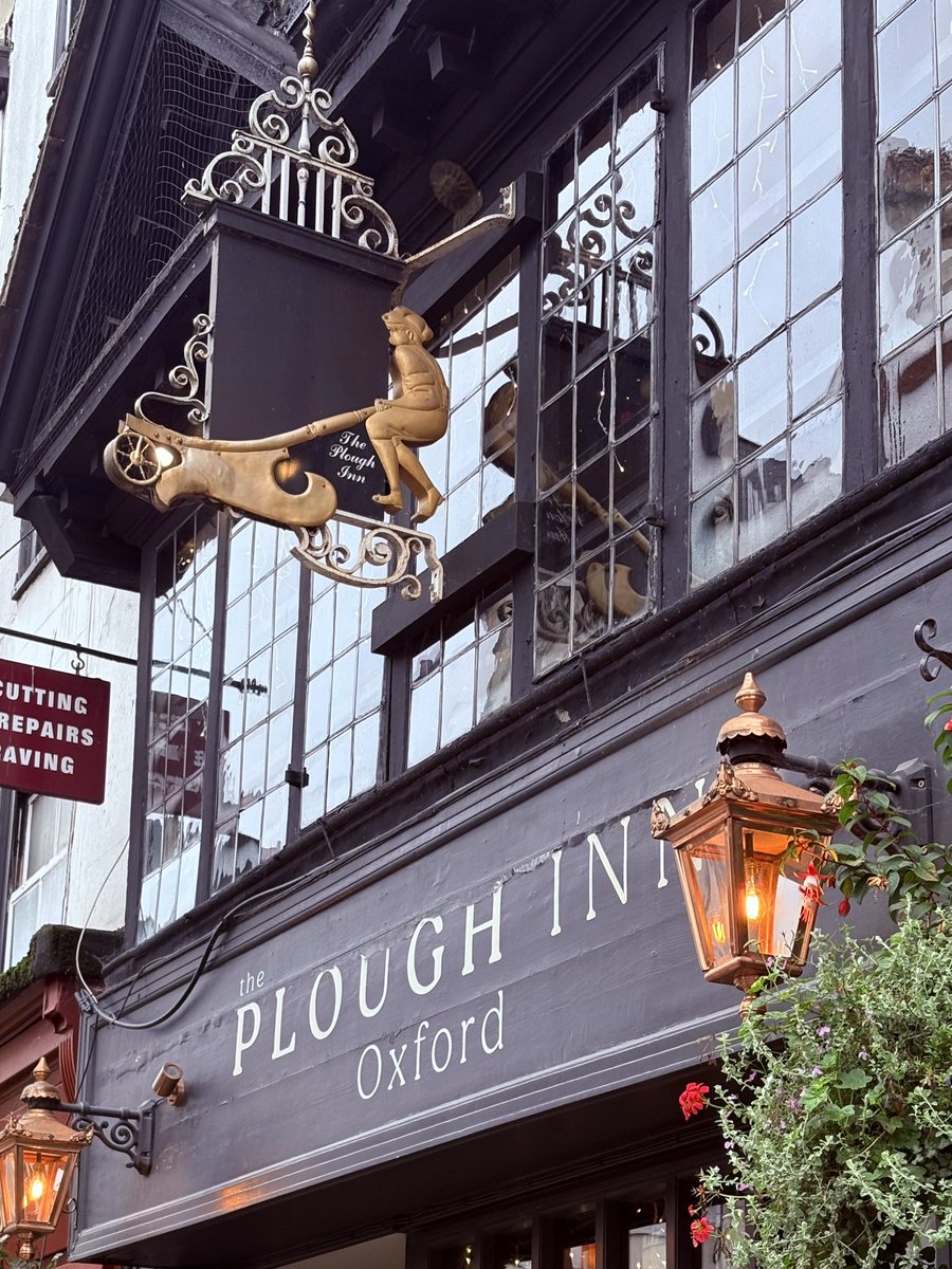 jowebb70's tweet photo. #PubSignFriday The Plough Inn, Oxford https://t.co/7zrb6cv56Y