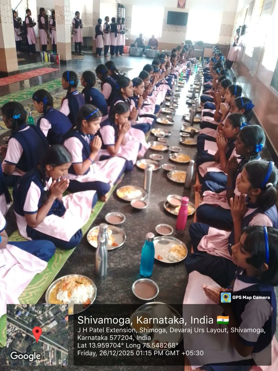 DBRARS729's tweet photo. Lunch #SocialAudit_SWDMeals #SocialWelfare_Karnataka https://t.co/OXUR9hnQTY