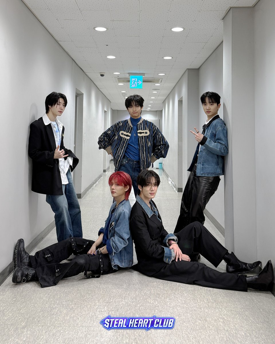 Mnet tweet media