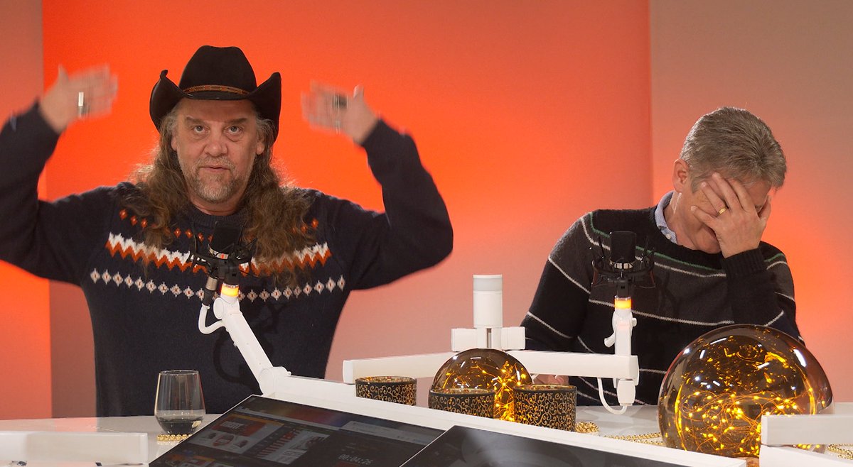 MENTtv's tweet image. MENT Het Jaaroverzicht met Marc Boon

5 afleveringen én 5 gasten:
Steffi Vertriest, Helmut Lotigiers, Dimitri Vantomme, Mark Tijsmans en Johnny Trash

Uitzending om 13u op MENT55
. 26/12 (dl1)
. 27/12 (dl2)
. 28/12  (dl3)
. 29/12 (dl4)
. 30/12 (dl5)

Heruitzending om 18u &amp;amp; 23u