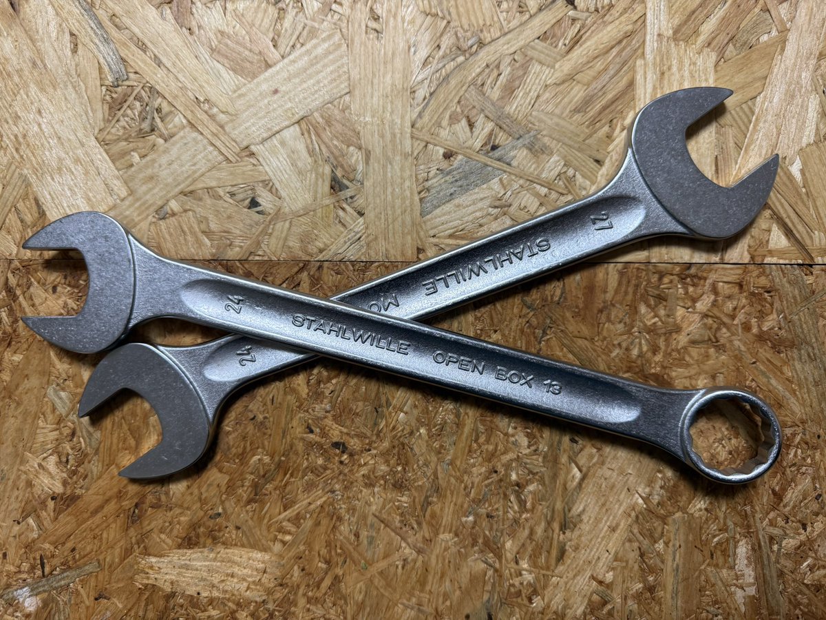 あんぱん男 tweet media