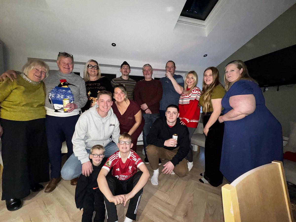 ✨ Laura Turnbull ✨ tweet media