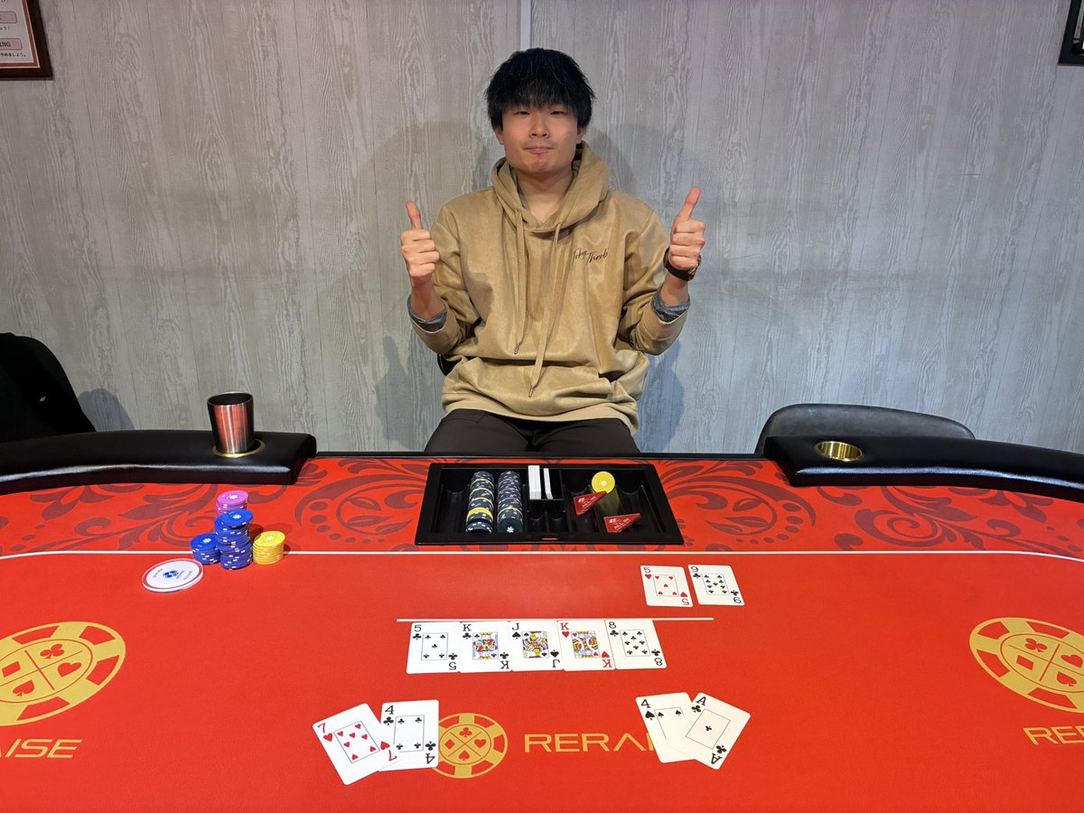 【3チケ保証1卓限定】🍀JOPTサテライト

🥇GONBEEE様
🥈OCEAN様

ご優勝おめでとうございます！
熱い戦いが多くあり、常に盛り上がっていました☺️

本日はたくさんのご来店、ありがとうございました！

18:40からはRERAISE DEEP STACK♠️
こちらもお見逃しなく👍