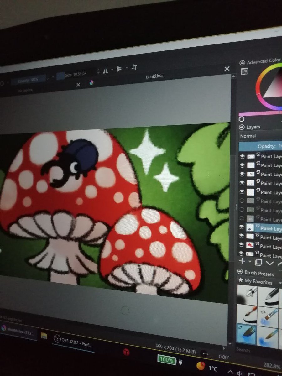 Shkarpett's tweet image. drawing mushrooms again with @/lilacbubbleteaa in a bit🍄⁺˚⋆｡° last art stream of the year probaby c:
twitch.tv/shkarpett