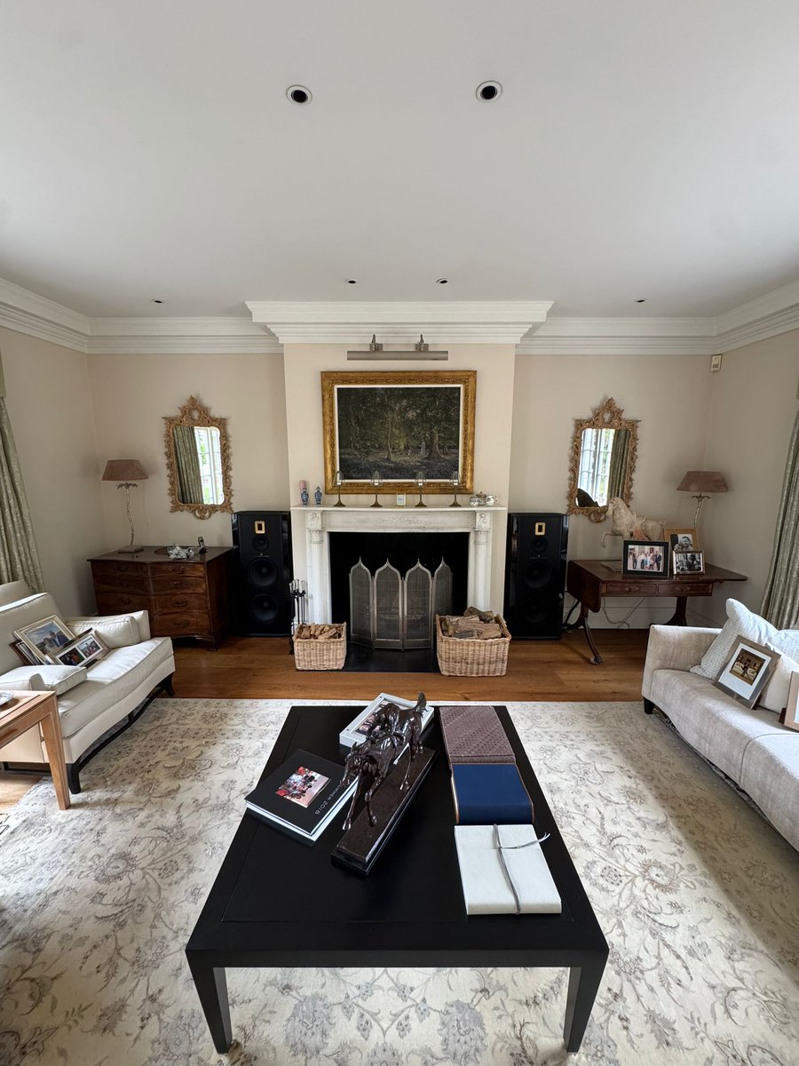 SteinLyng's tweet photo. In close collaboration with our dealer Airwave AV, we ensured a pair of Steinway Lyngdorf Model A loudspeakers were delivered, installed and commissioned just in time for a surprise 70th birthday.
Because true luxury lies in the details — and in the experience. 🎶 https://t.co/cncjZRvQua