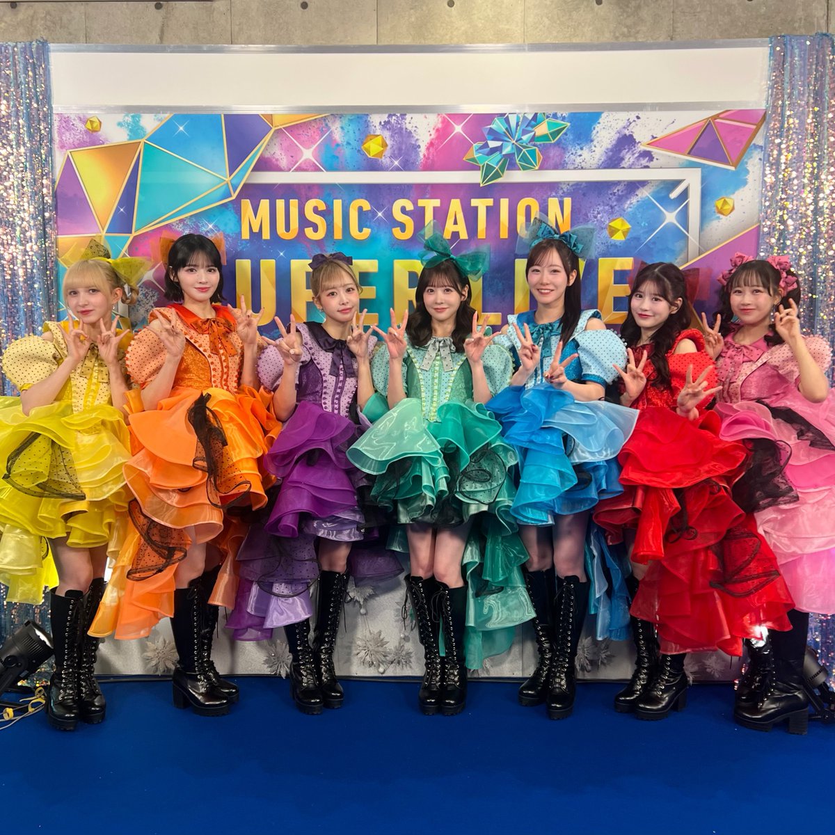 FRUITS ZIPPER お披露目ライブ限定Tシャツ XL FRUITS ZIPPER OFFICIAL FAN CLUB TOUR 2025 - WINTER –」 新アイテム