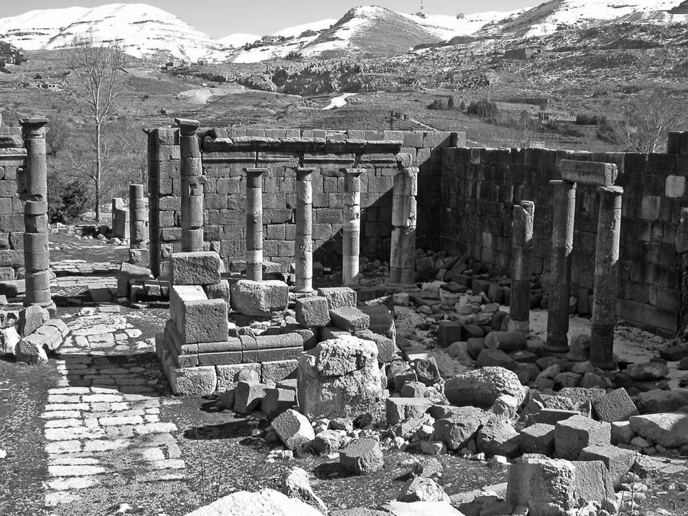nmhistoire's tweet image. La cour du grand sanctuaire de Qalaat Faqra, Liban