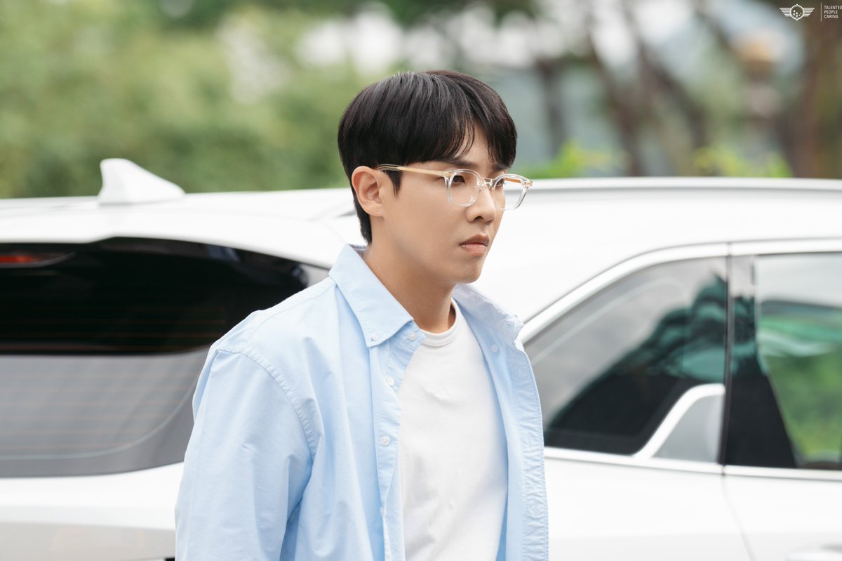ounnie1's tweet photo. [PICPACK] 20251226 Lee Joon - Love: Track
#이준 #LEEJOON
Download pack 11 photos (3840x4796px) (24MB) https://t.co/94m4nyonrm
https://t.co/LKYFtJi8Op https://t.co/VvUT11Eevl