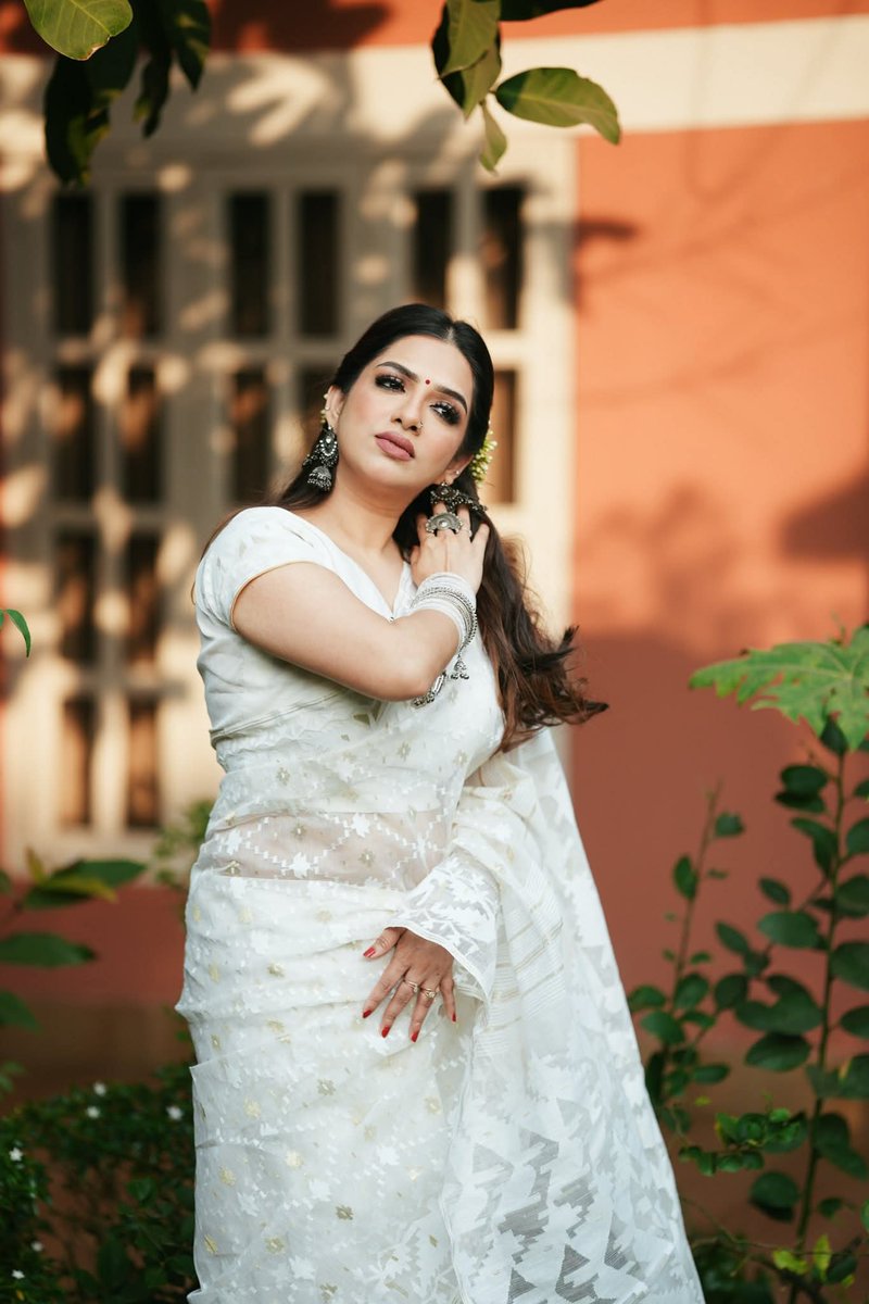 MyyAddaaa's tweet photo. Bengali Famous Celebrity Babe Nude Captured In CCTV All 6 Clip Update 
https://t.co/WfPYU5KWFv https://t.co/uKwD5cFUCn