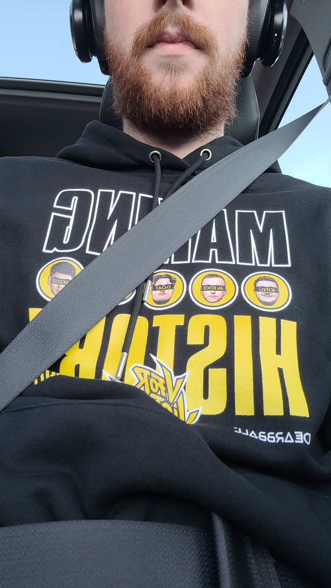 et vous Noël ça a été comment ? 😋
<a href="/TeamVitality/">Team Vitality 🐝</a> poulet le pull 🙏