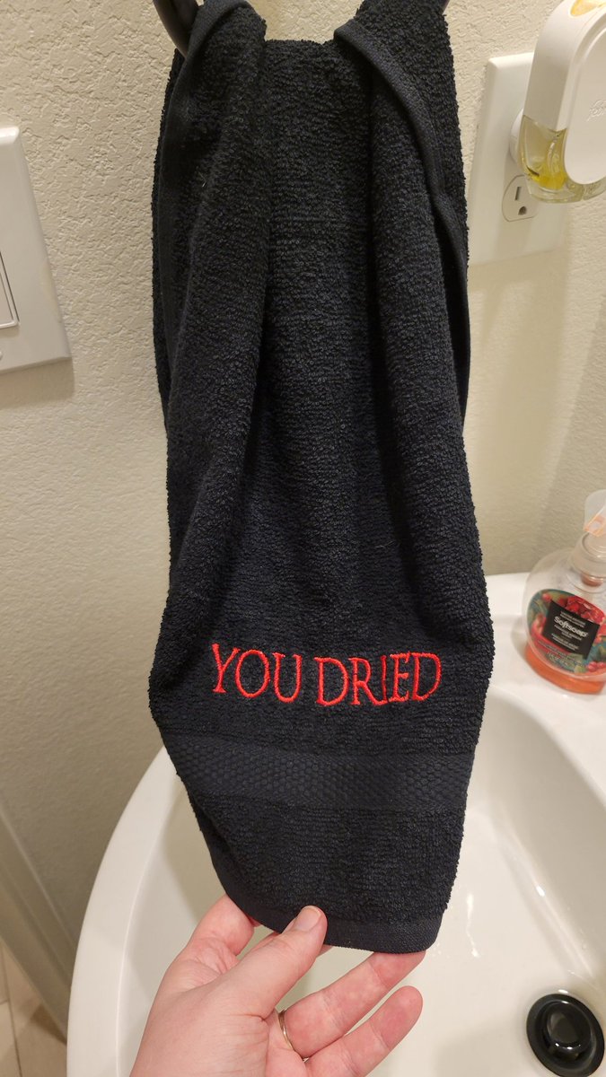 Останній збережений мем — прогноз на 2026

Все очікуване/відоме буде трооохитне таке? 😄