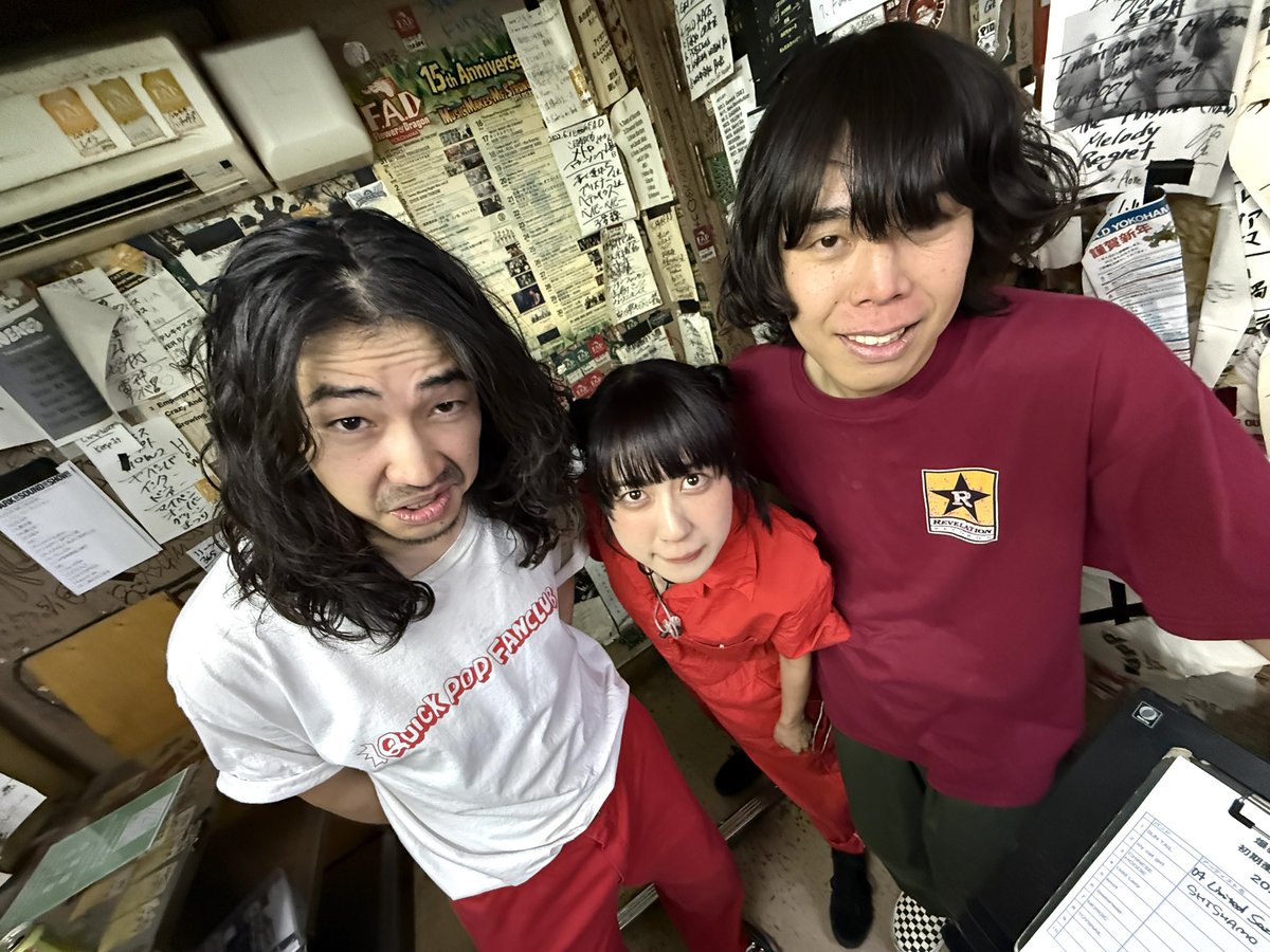 動画見たいのに無いんかな