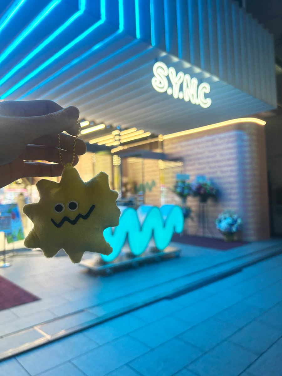 asobi_planet's tweet image. ＼＼＼✨本日オープン✨／／／

新アミューズメント施設
『S.Y.N.C&amp;amp;UNLOCK町田店』が
本日オープンしました🛸

店舗で遊べる5つの謎解きゲームを
アソビプラネットが制作しています💡

ぜひ遊びに来てください🪐

店舗公式サイトはこちら▼
s-y-n-c.net

#SYNC
#UNLOCK