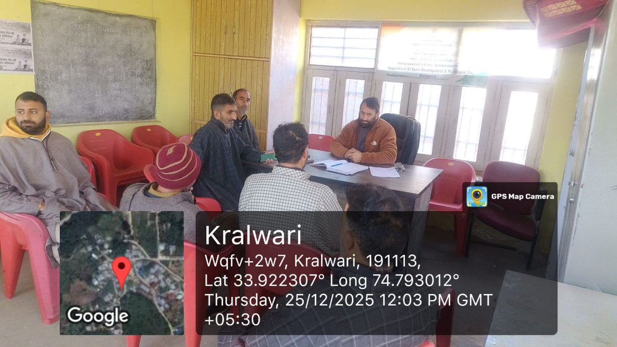 bdonagam's tweet photo. Redressing of Public Grievances during Good Governance week at Panchayat Halqa Dalipora 
Block Nagam 
#GoodGovernanceWeek2025 
#PrashasanGaonKiOre https://t.co/QoL8v9m7IM