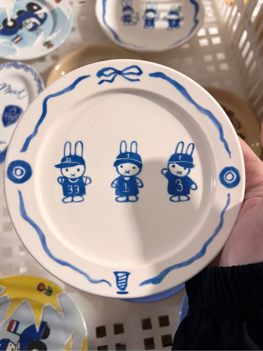 1nC01dB100d tweet media