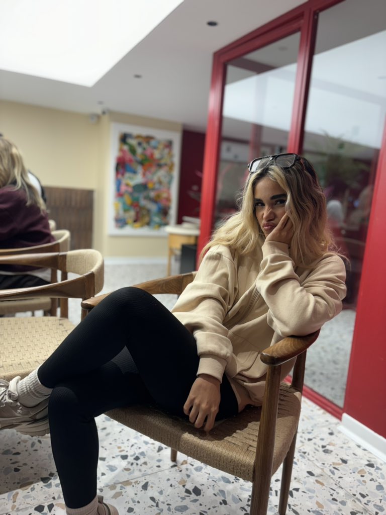 از اسامی دارای ناز tweet media