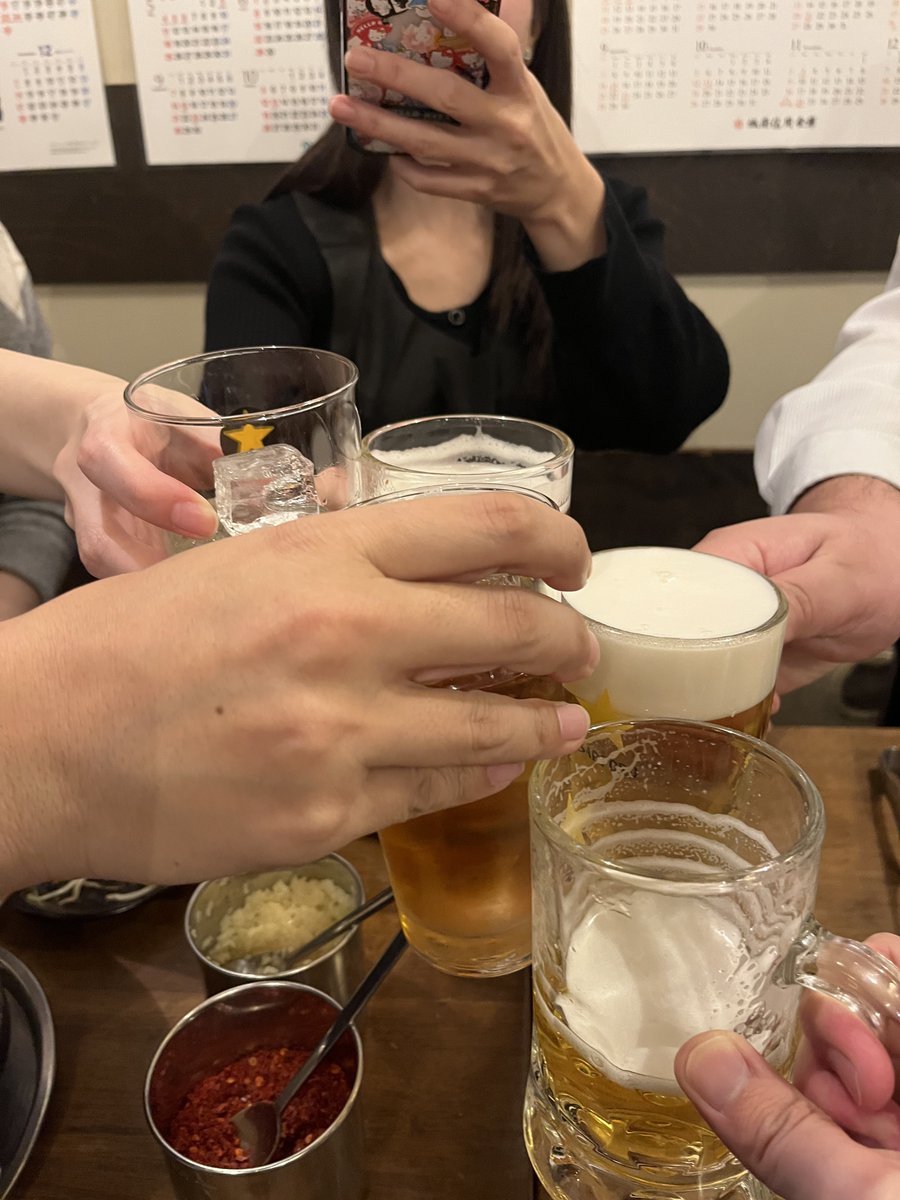 う、う、うんんまい🥩✨
l'heure bleue忘年会です🤣
