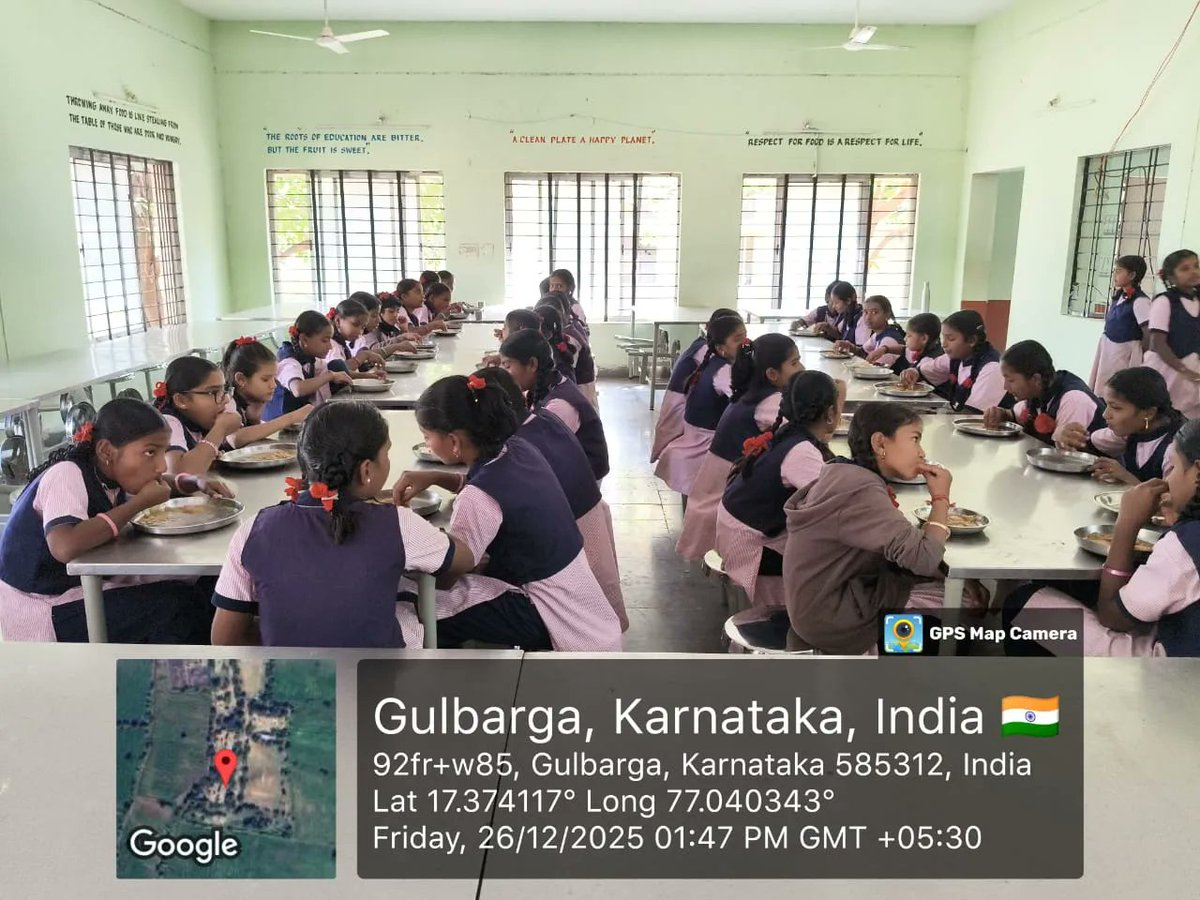 HebbalMdrs's tweet photo. ಮಧ್ಯಾಹ್ನದ ಊಟ  #SocialAudit_SWDMeals #SocialWelfare_Karnataka https://t.co/isXTZcB24g