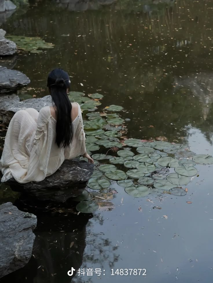 elemmiressoul's tweet image. 𝑚𝑜𝑜𝑑.