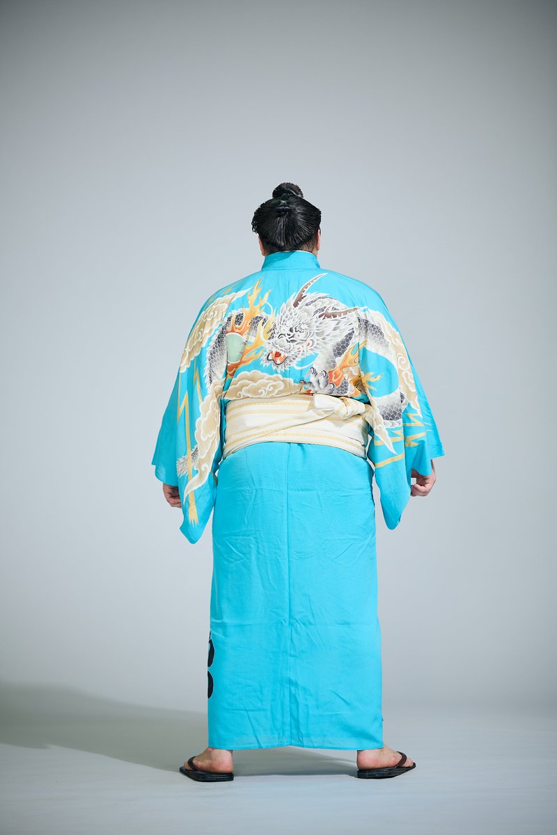 ＜安青錦＞
染め抜き姿の写真。
令和8年カレンダーで紹介しきれなかった別ショットを一部お届けします。
大関安青錦。

#sumo #相撲