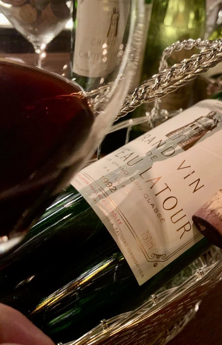 なーにゃ NYANDER KNIT/ニャンダーニット】ODD EYE CAT PULL