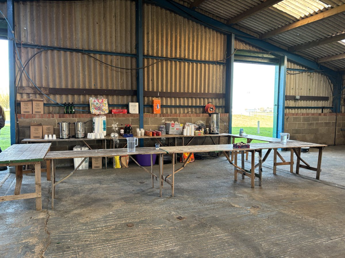 GrainPirateDan's tweet photo. Ready for action.
#BoxingDayMeet https://t.co/Hj5cDAVPcC