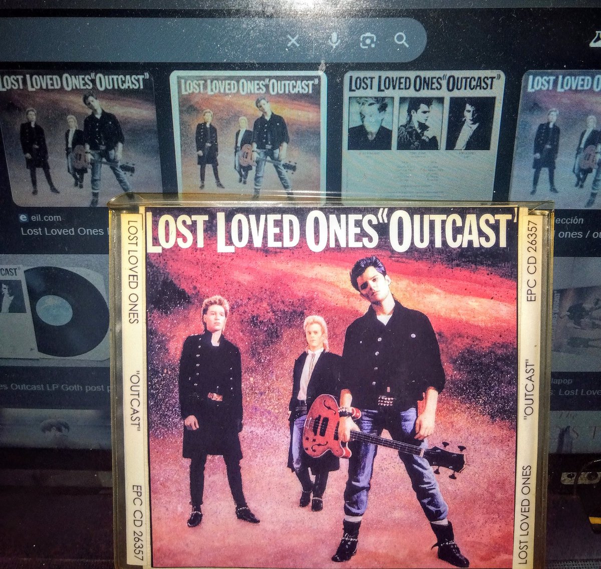 mellozaemon's tweet image. #LostLovedOnes🇬🇧 Outcast('85)唯一作
#80s #ダークサイケ #ネオサイケ
本日で年内所業完了
年末年始はまた加療要する状況ぢゃが
最悪の状況は回避しました
聴力も回復傾向にあるので
ちょっとだけ安心してお気に入りを聴きます