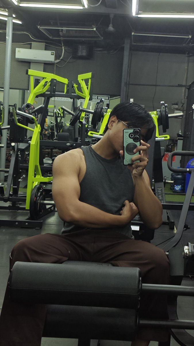 Rainisgone tweet media