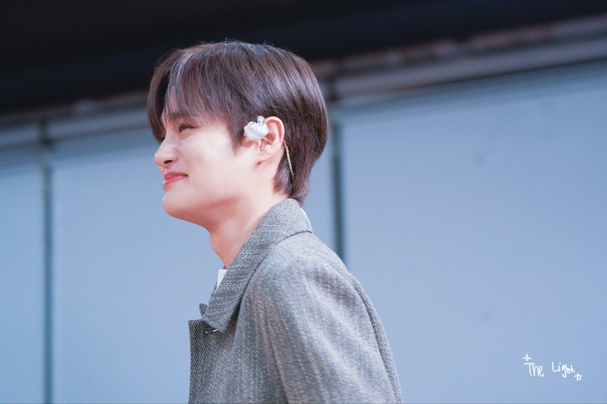 the_light0129's tweet image. 251201 소풍 Preview 4

Happy new year✨

#이대휘 #대휘 #daehwi