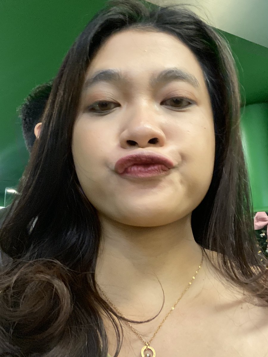 cizzcakee's tweet image. dumb today