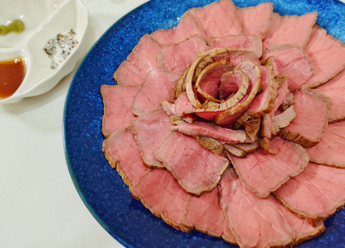 久し振りローストビーフ