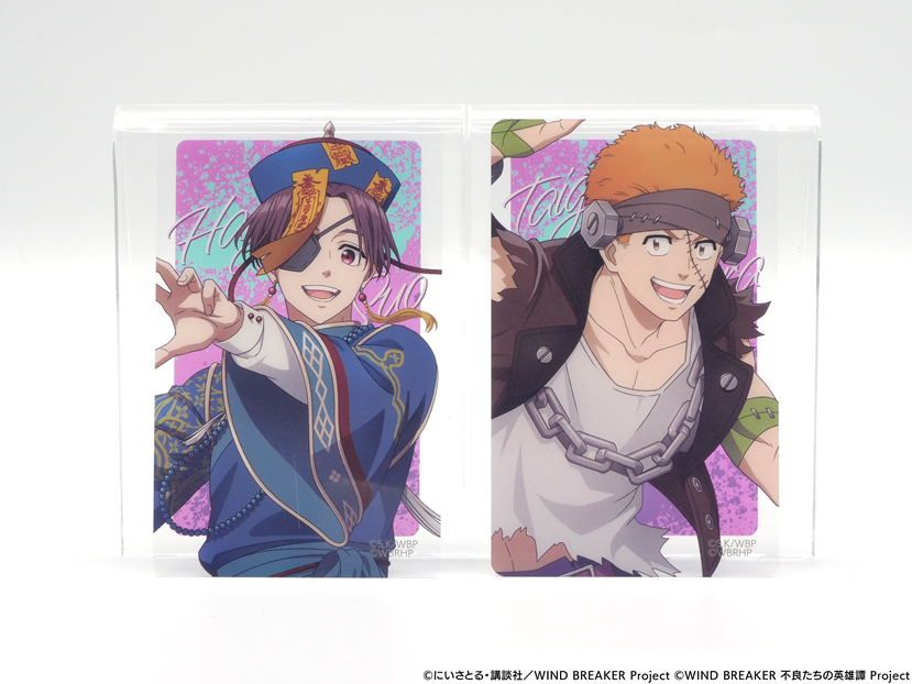 【#C107 グッズ紹介📝】

冬コミで販売する「クリアカード」のサンプルを写真でご紹介いたします📸
グッズおよびイベントの詳細は特設サイトをご確認ください！

▼特設サイト
recruit.aiming-inc.com/team-caravan/e…

#ウィンヒロ #ウィンブレ