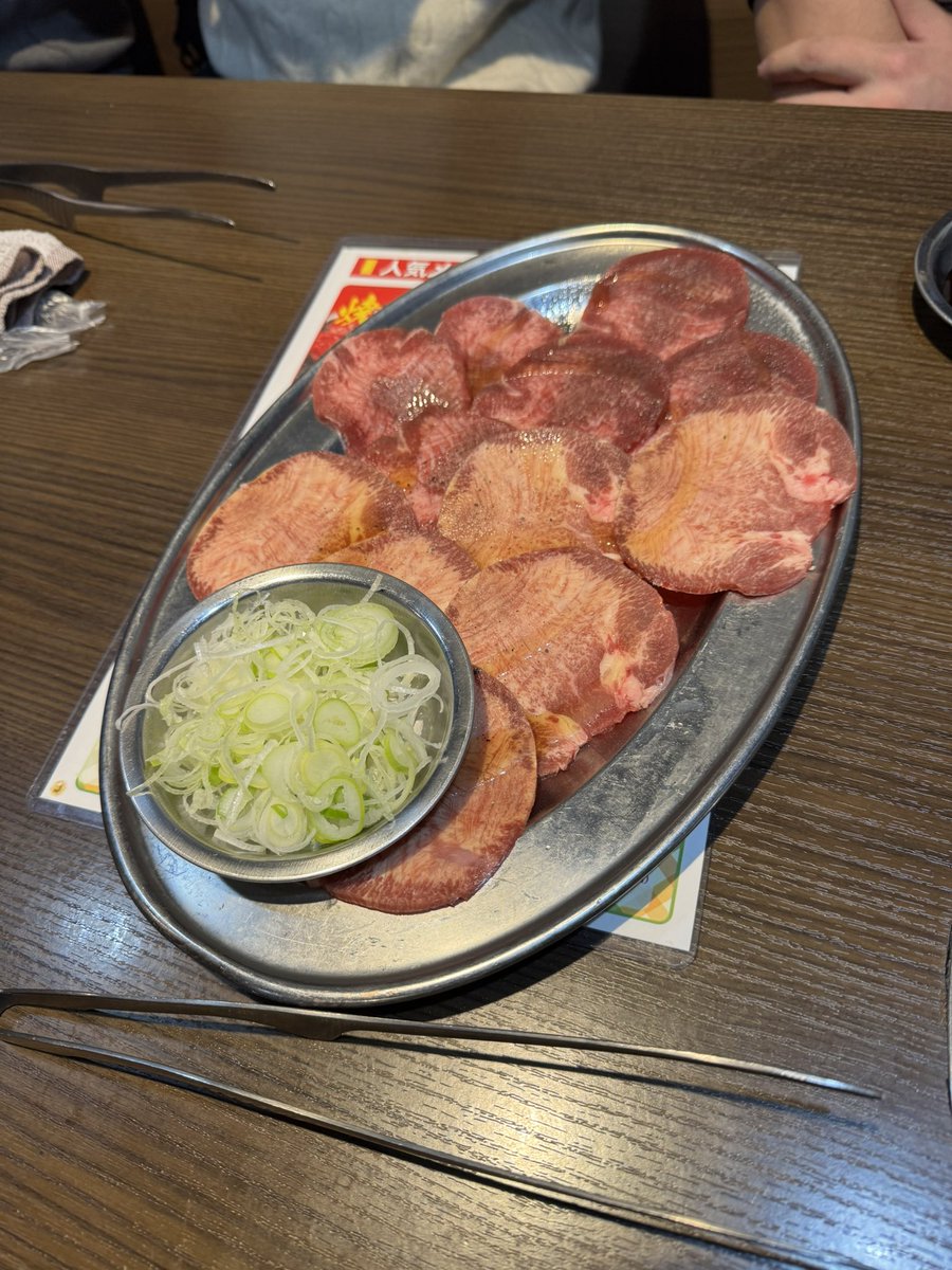 hiro__MAZDA3's tweet photo. 忘年会✌😚🍺 https://t.co/1Gi1d3rie0
