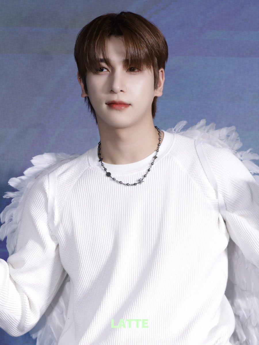 hmshuix's tweet photo. 【251220】베이징

한결 x 천사

#HANGYUL 
#한결 
#BAE173 
#비에이이173 https://t.co/yZfXTViAx6