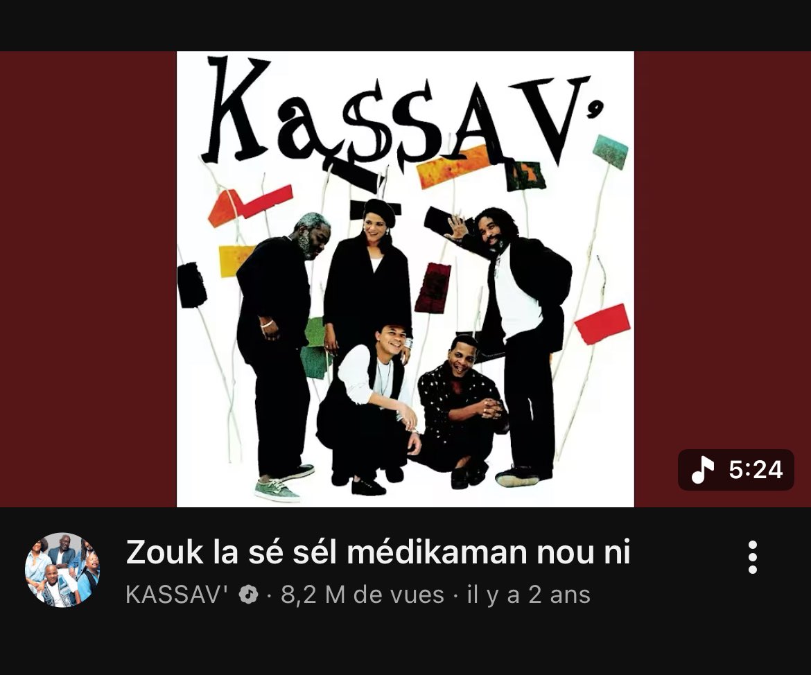 m31n444's tweet photo. quand tu crois qu'elle t'appelle pour que tu la kassav mais en v c vrmt pr écouter kassav #sim01🤨 https://t.co/9wyPqkEiUS