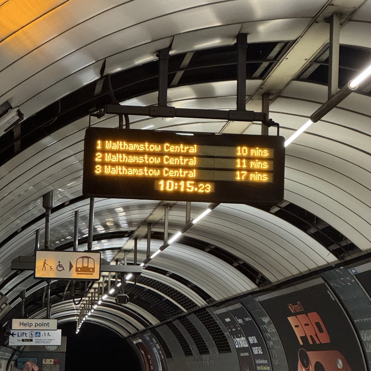 Tom Harwood tweet media