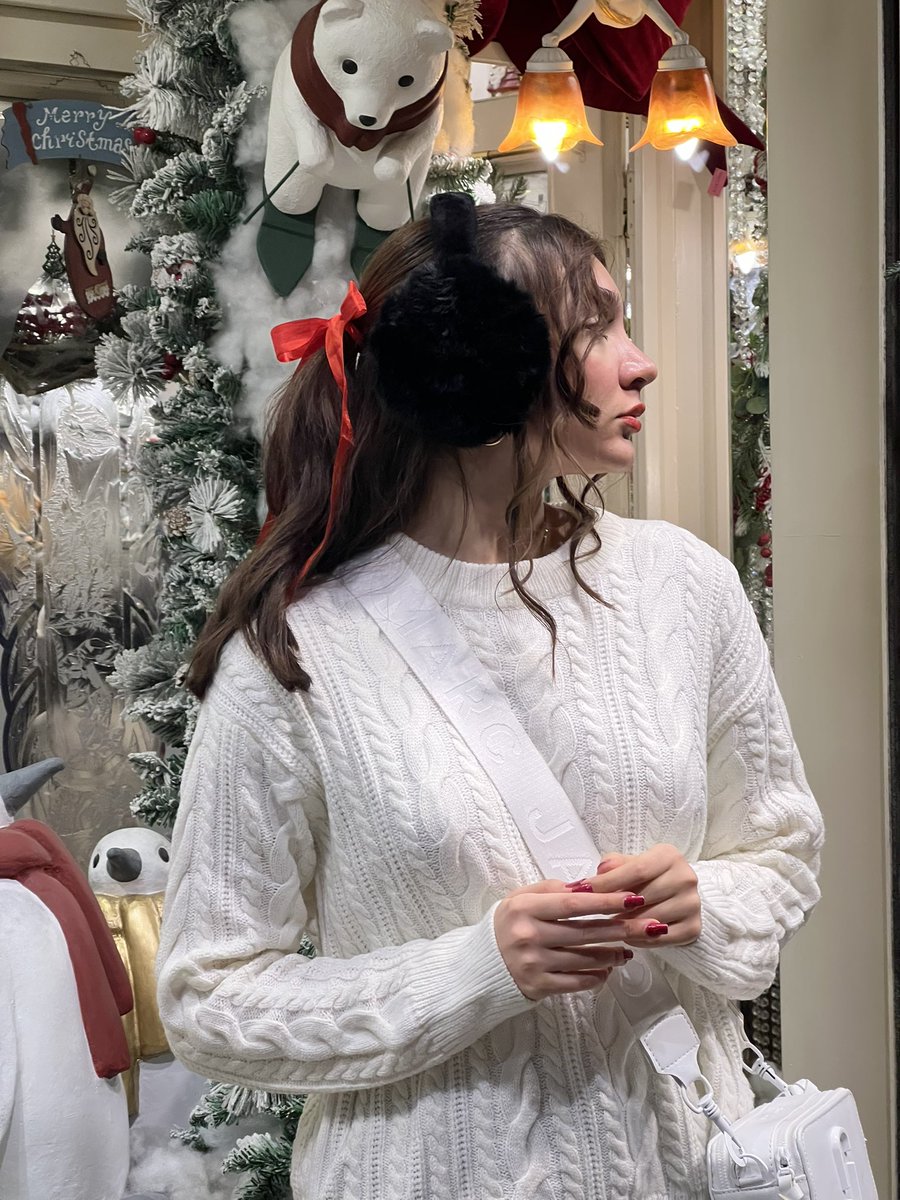 callmediannn's tweet photo. last christmas i gave you my heart😂🎄 https://t.co/QDi1HcqRBs