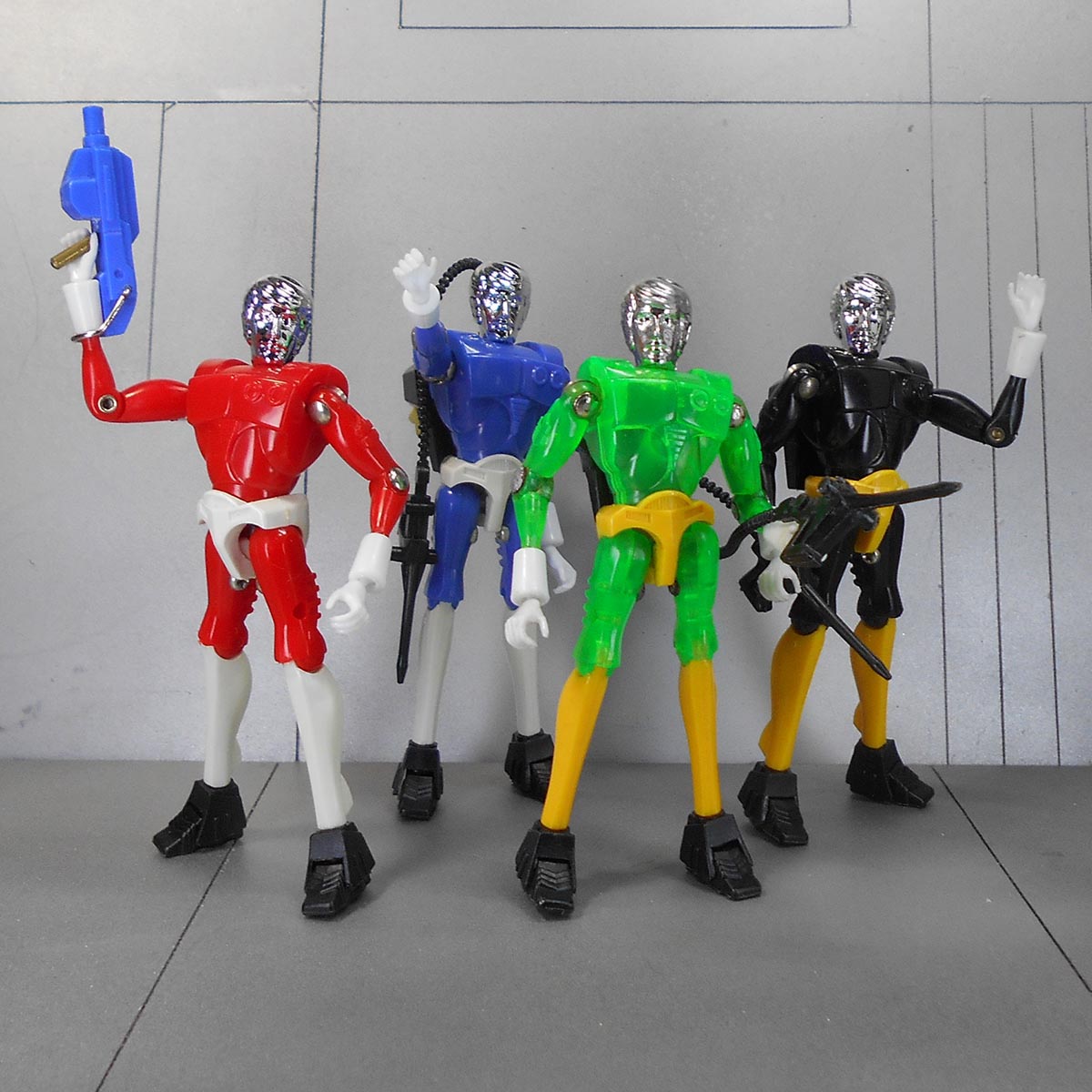 今年への自分へのクリスマスプレゼント ミクロマン ポリスキーパー