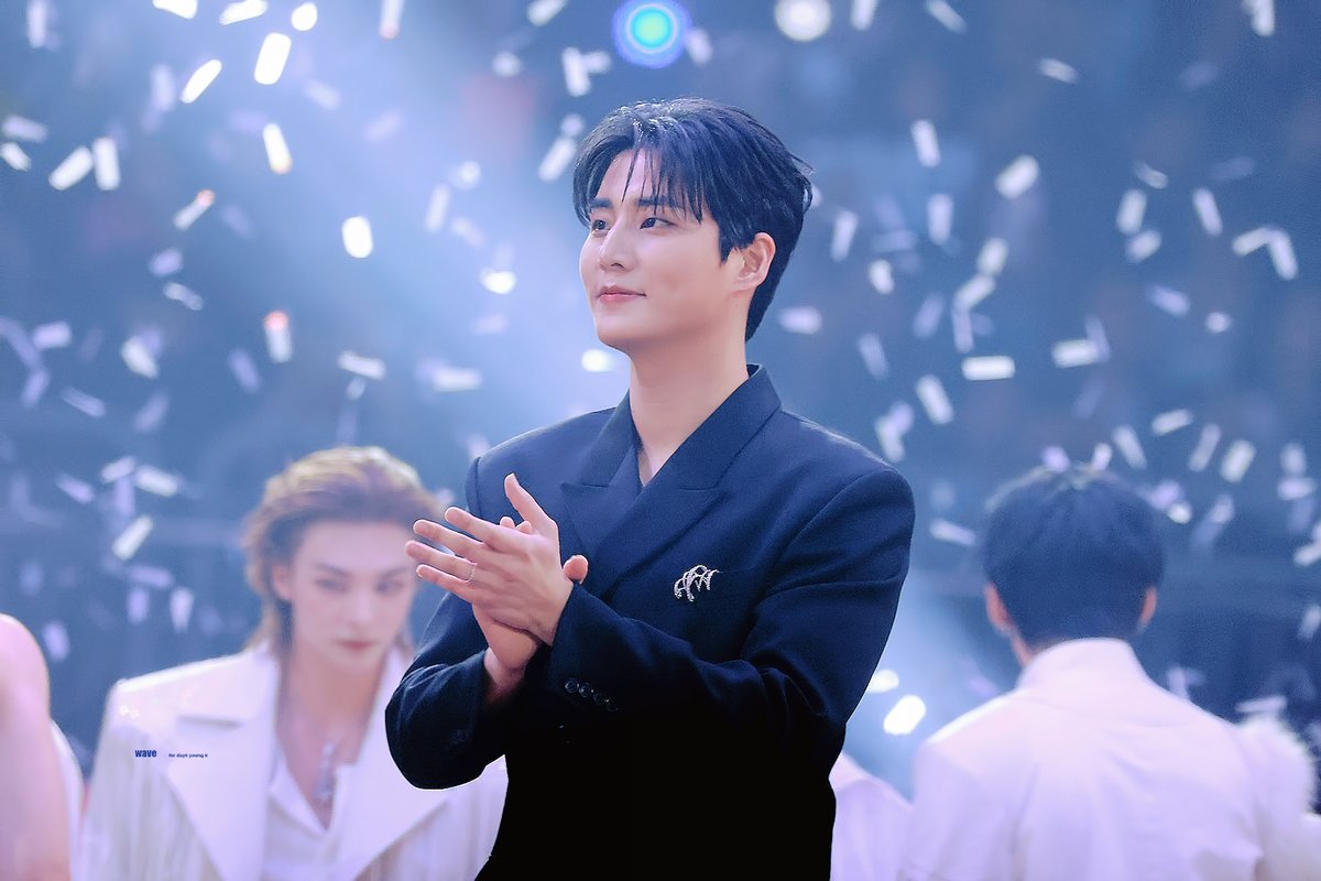 waveto_6's tweet image. 251225 #DAY6 #데이식스 #YOUNGK #영케이