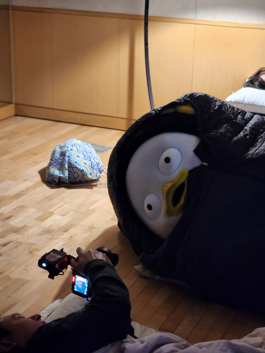 GiantPengsoo's tweet photo. 해볼래
https://t.co/pilHWUJ2By
#펭수 https://t.co/SOwqzkHHY8