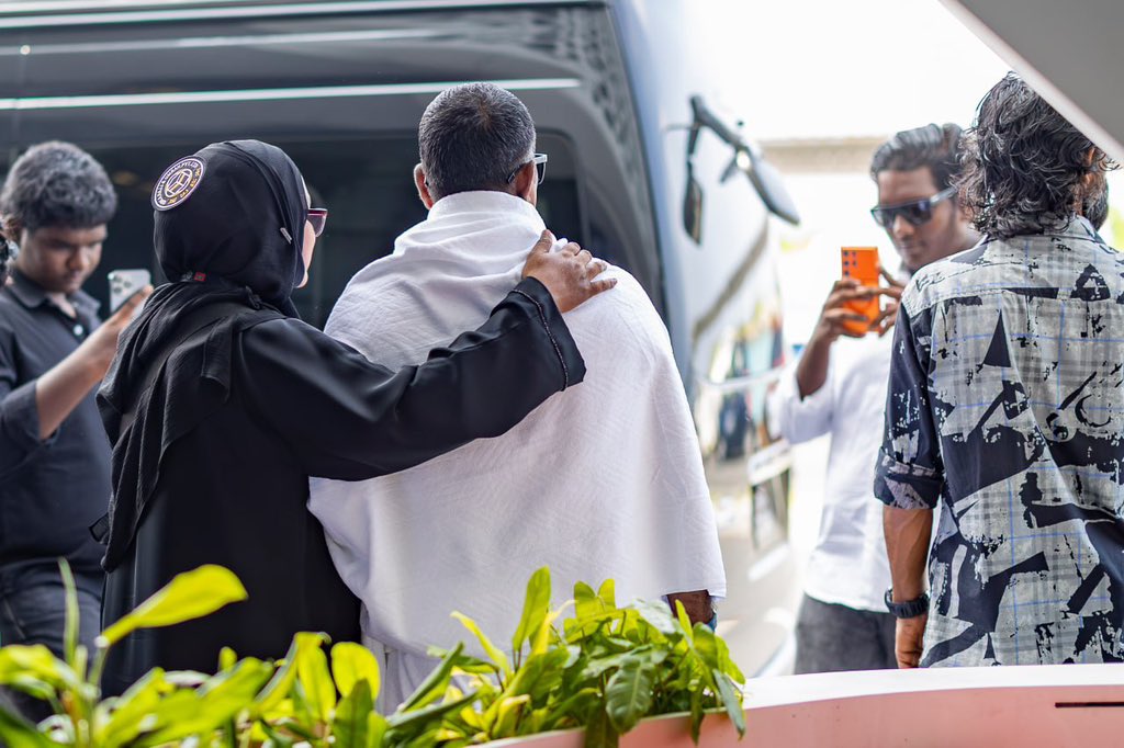 QiblaMv's tweet photo. ޤިބްލަ ޙައްޖު ޢުމްރާއިން ޑިސެމްބަރު ޢުމްރާއަށް ފުރާ ޢުމްރާވެރިން  ފުރުން. https://t.co/ydOUWH52Qy