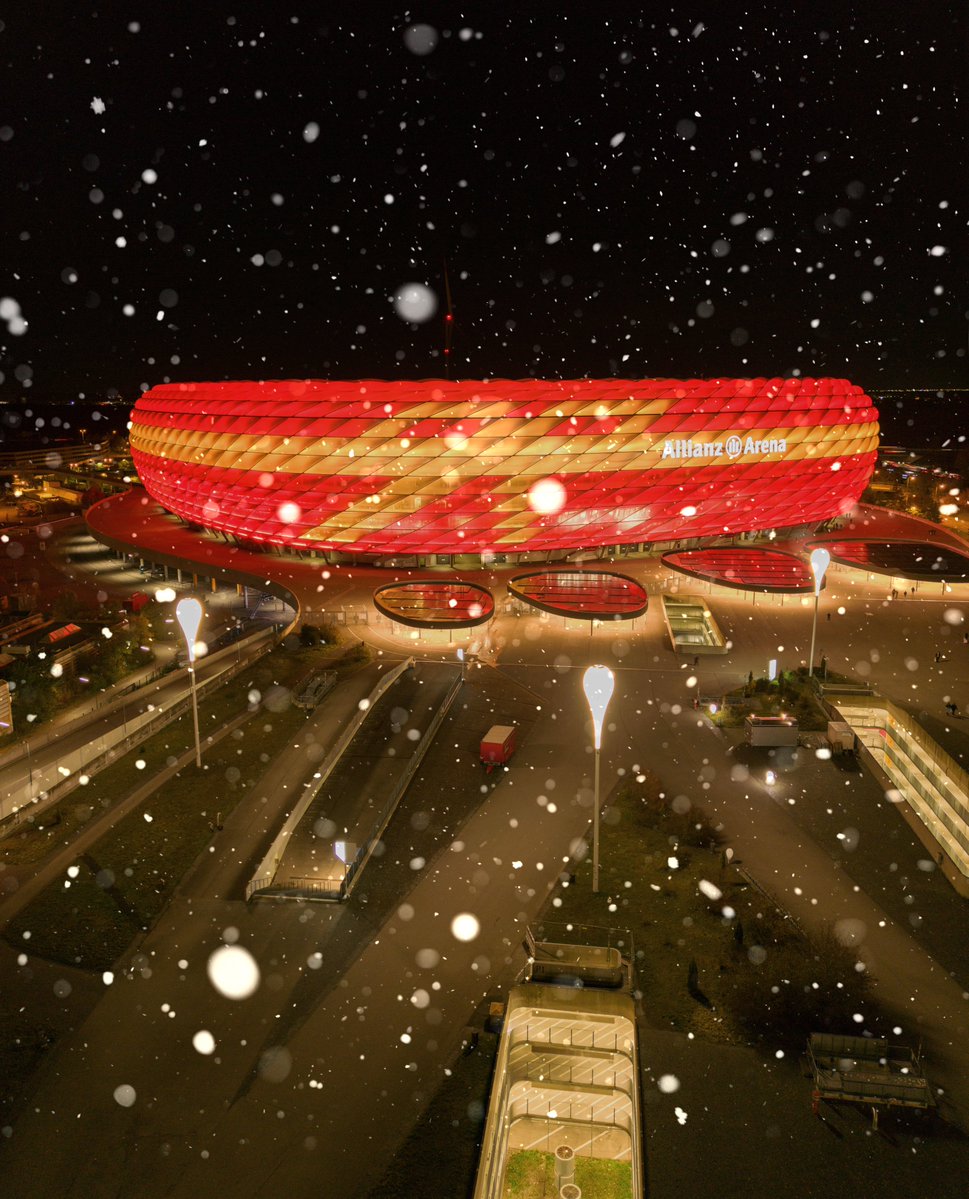 Wir hoffen, ihr hattet bis jetzt wunderschöne Weihnachtsfeiertage 🎁✨

Wir freuen uns schon, euch 2026 wieder in unserer Arena begrüßen zu dürfen! 🏟️❤️