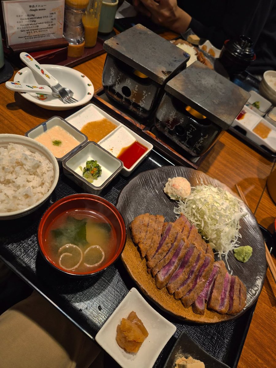 bailasource's tweet image. Please eat well my b. &amp;lt;3