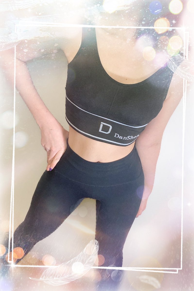 こんばんは🌆
土曜日&amp;日曜日
限定ですが、ゆめの帰って来ました🤭
⏰各13時〜翌1時⏰です！
ゆめのが硬いコリを上下左右にシゴきまくります🤭笑
ぜひ来て下さいね🎵