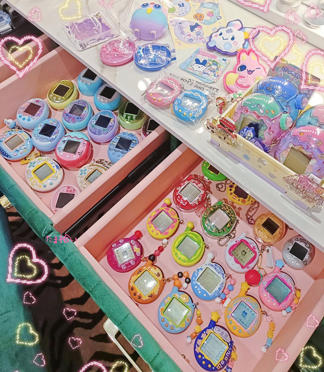 tama_tama_hiroi's tweet image. 大掃除したヮょ〜ﾝ🌹🥵💕
(※大掃除･･･箱のなィ子たちｳｫ、引き出しに並べるﾀﾞｹのコトを指します💋💕𝓚𝓲𝓼𝓼…