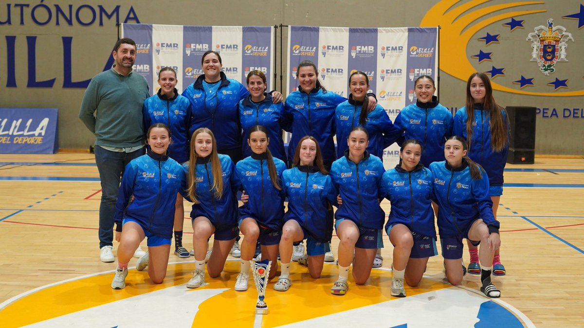 FMBMELILLA's tweet photo. #EventosFMB | ¡¡Fin a otro gran Torneo de Navidad FMB🎄🎅!!
@melilla_deporte 🤝@FMBMELILLA
Más info y clasificaciones👇👇
https://t.co/55voV7uyKD https://t.co/Dri06A8kAi